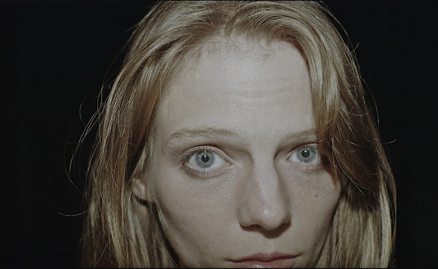 Quentin Yvelin photographe traverser miroir visages
