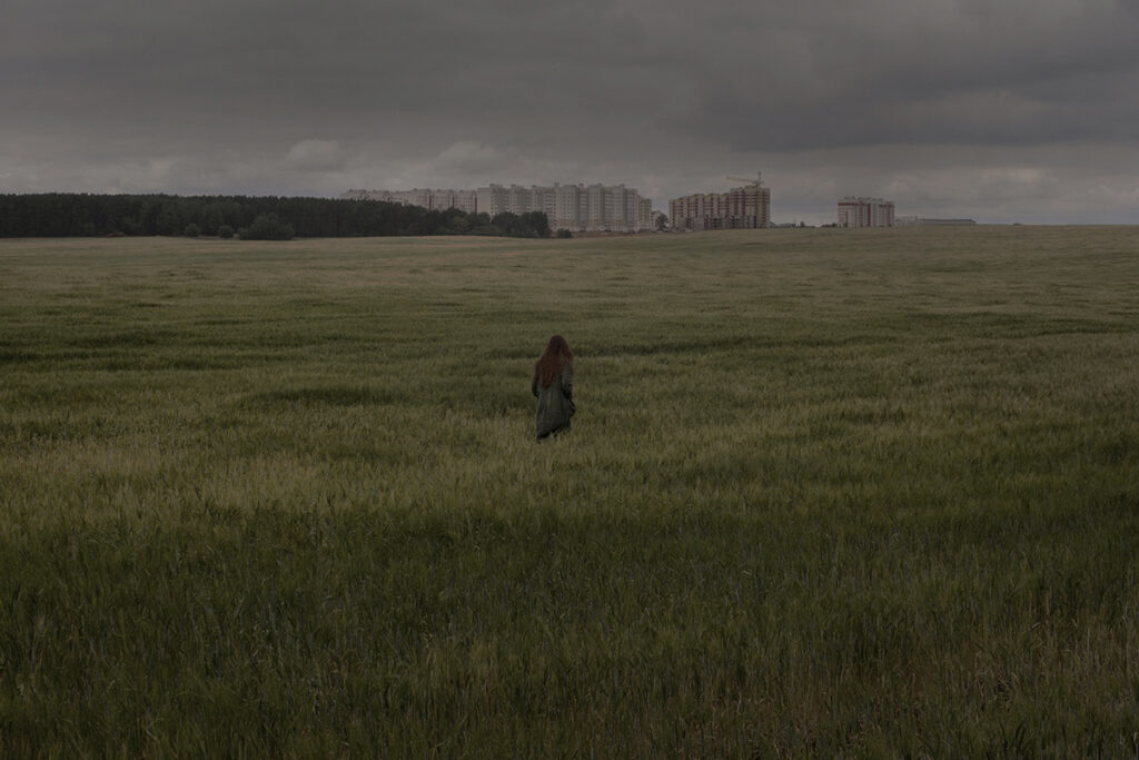 Origini Edizioni, Claudine Doury, Solstice, tradition, conte, beauté, féérie, chronique, livre photo, Frédéric Martin, 5ruedu, Nord, Pays baltes, été, infini, 