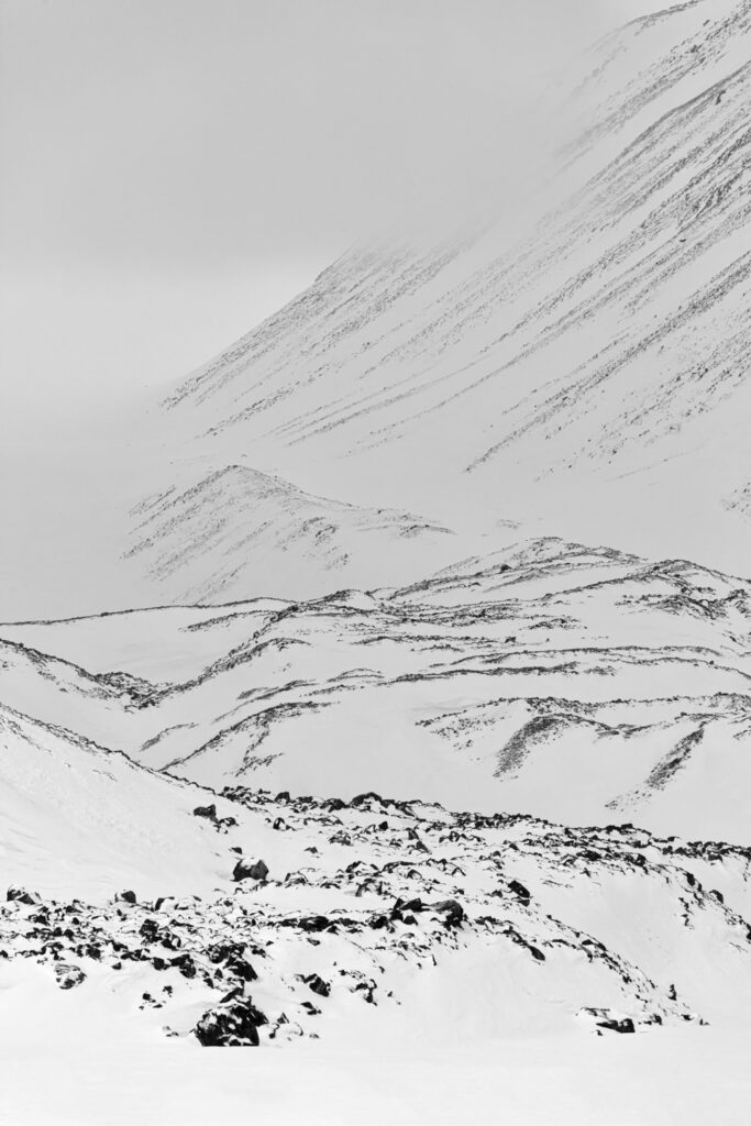 Hivernies, Patrick Bogner, L'Atelier contemporain, Sublime, Kant, immensité, sacré, absolu, lieu, Grand Nord, Frédéric Martin, 5ruedu.fr, chroniques, livres photo, 